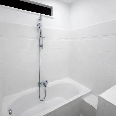 Apartment 18eme Montmartre 2 Personnes Paris